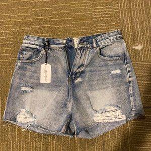Large Jean shorts from Vici never worn